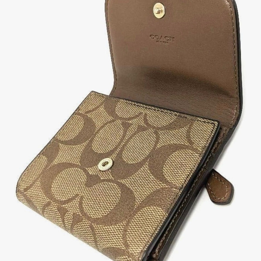 COACH SIGNATURE PVC SMALL WALLET - Picture 10 of 11